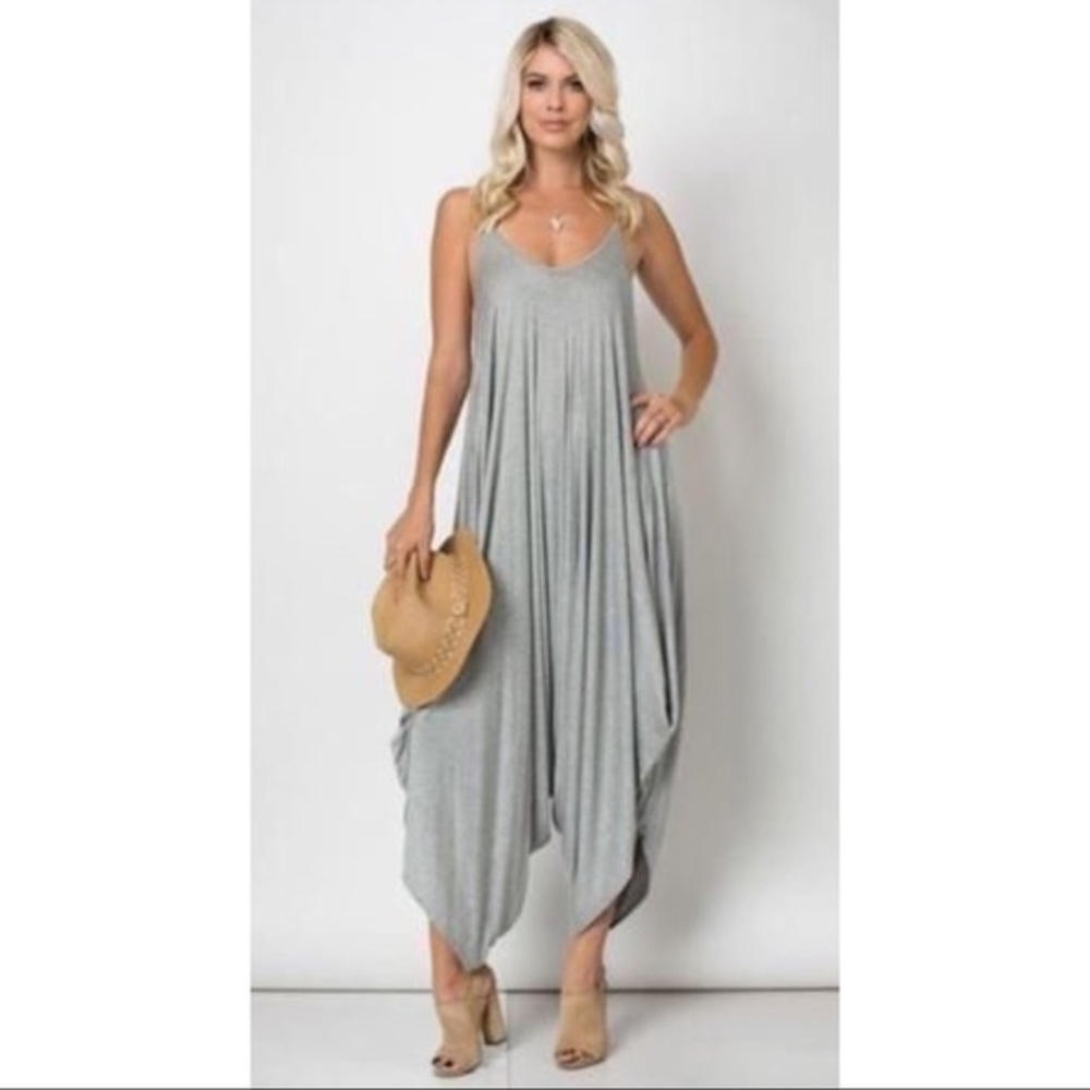 NWT*SALE* on trend *1 Left!*Harem Jumpsuit - Picture 2 of 2